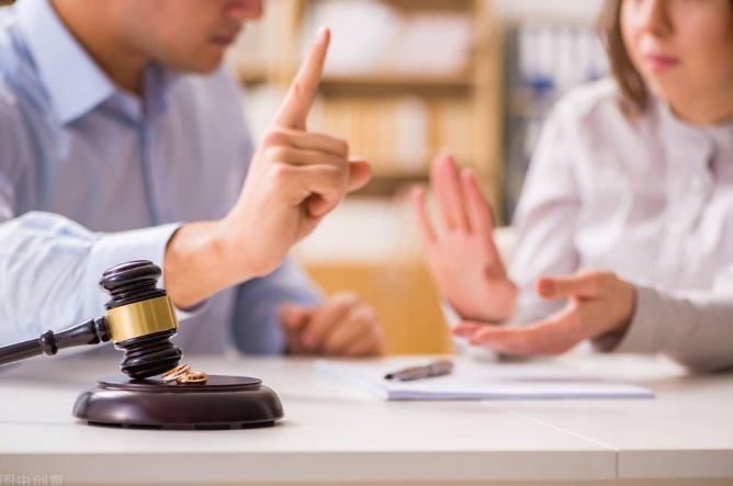 只做刑事案件的律师和“万金油”律师有什么区别？